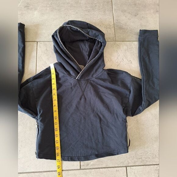 Gymshark train crooped hoodie size S - Picture 8 of 9